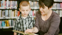 учитель дитина учень школа бібліотека книга