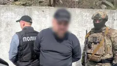 50 тисяч доларів за перетин кордону: у Києві викрили чергову схему