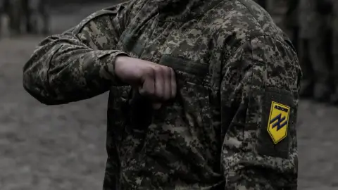 Полк Азов, військова форма