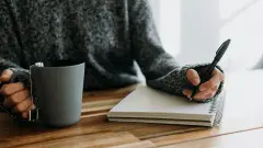 писати документи ручка блокнот заява