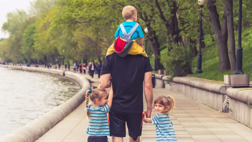 сім'я родина діти батько