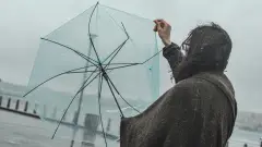 негода гроза злива дощ парасолька