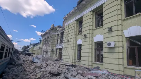 Лозова 2025