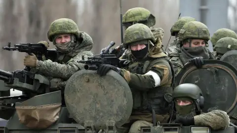 Російські окупанти Російська армія