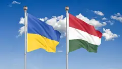 прапори України та Угорщини