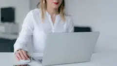 новини