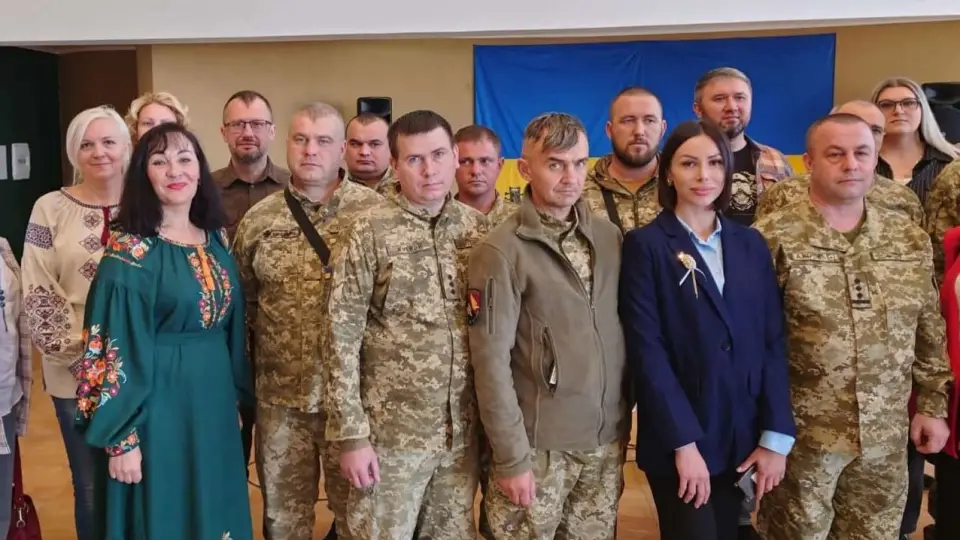 ова військові