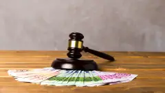 штраф гроші арешт рахунків суд