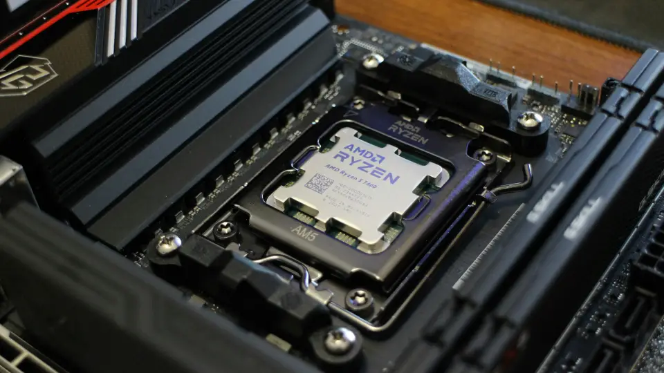 материнська плата AMD