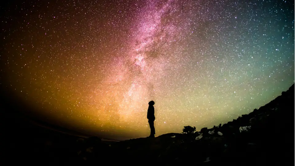Photo by <a href="https://unsplash.com/@grakozy?utm_source=unsplash&utm_medium=referral&utm_content=creditCopyText">Greg Rakozy</a> on <a href="https://unsplash.com/photos/silhouette-ph