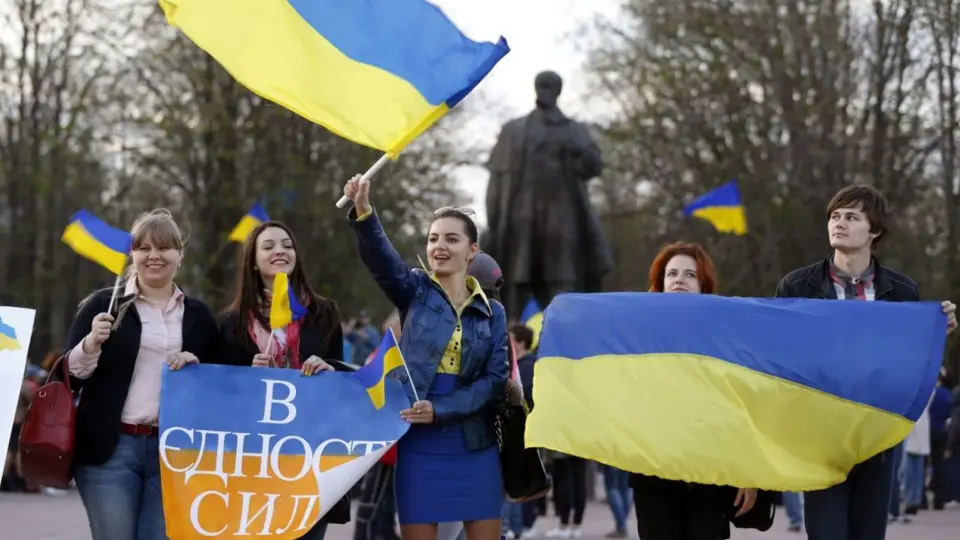 Луганський Євромайдан починався з кількох людей