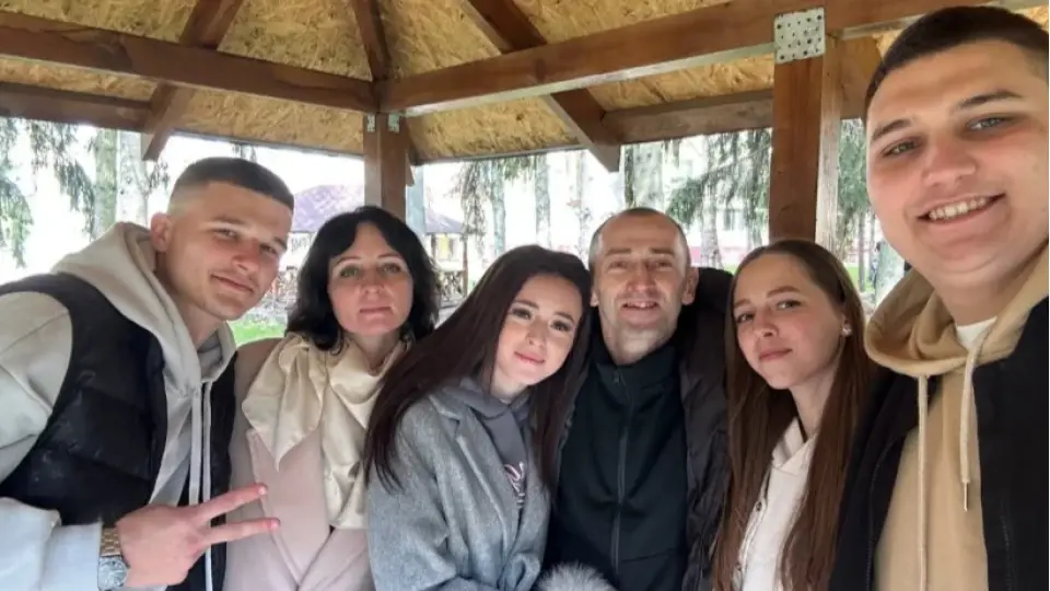Волинський прикордонник повернувся з полону та вперше побачив онука