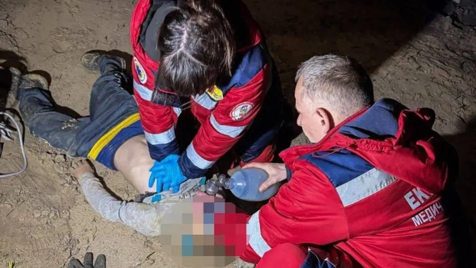 У Бородянці Київської області загинула дитина. Хлопчика засипало піском.