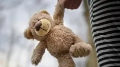 дитина іграшка 