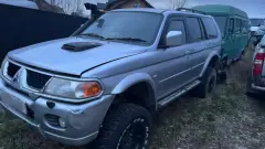 контрабандні автівки для зсу