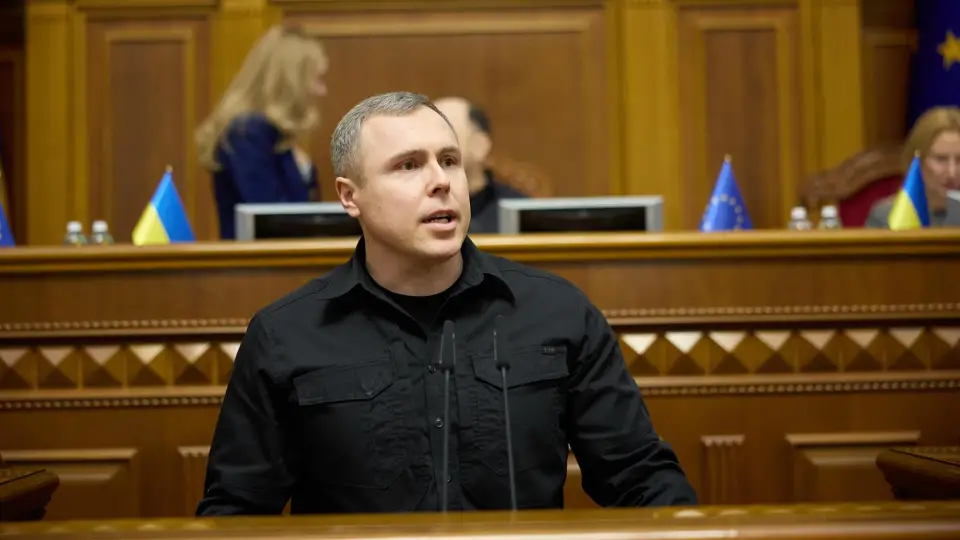 Роман Костенко
