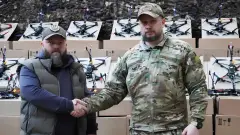 Влада Луганщини передала позашляховики та партію дронів ЗСУ