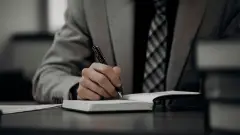 ручка робота писати документи 