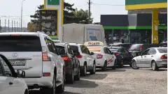 азс заправка бензин машини авто черга
