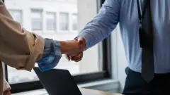 угода співпраця рукостискання