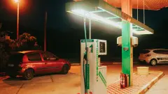 азс заправка бензин машини авто черга